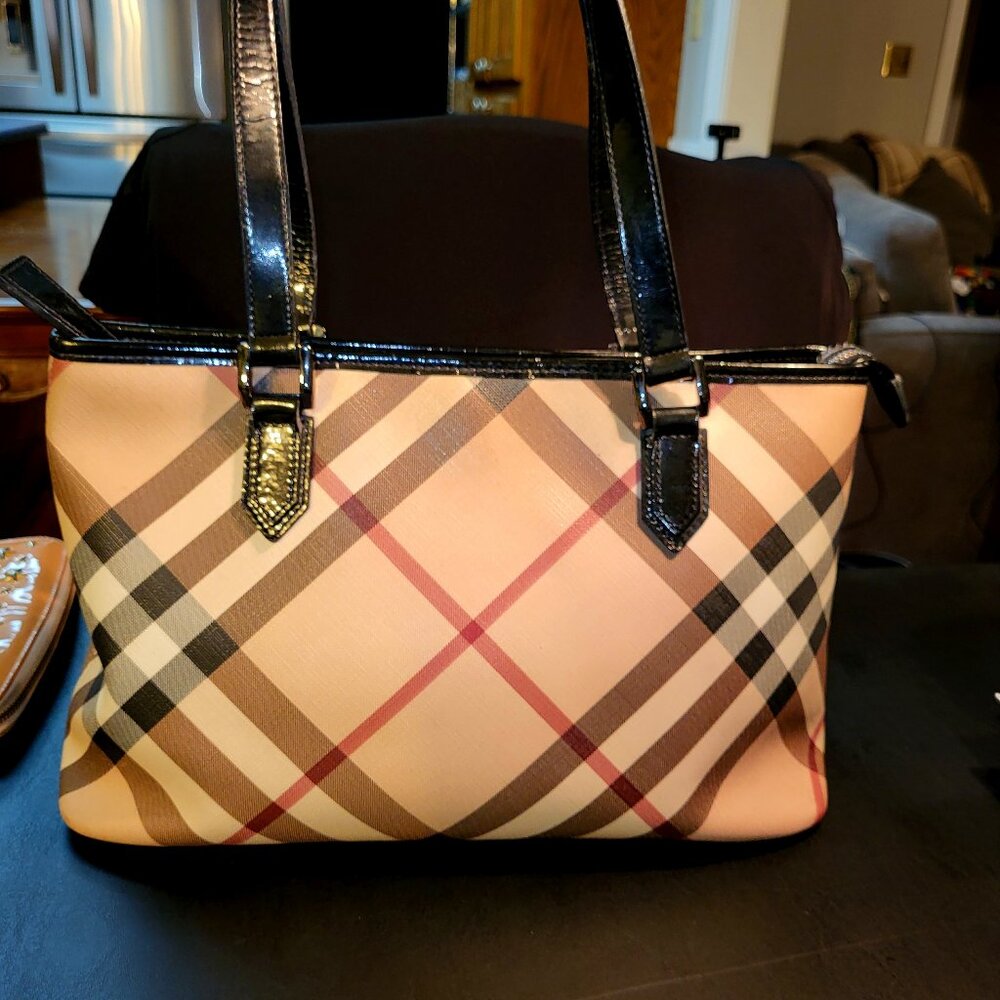 Burberry Bag Nova Check Authicated